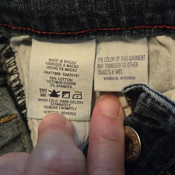 Jeans - Picture 9 of 9